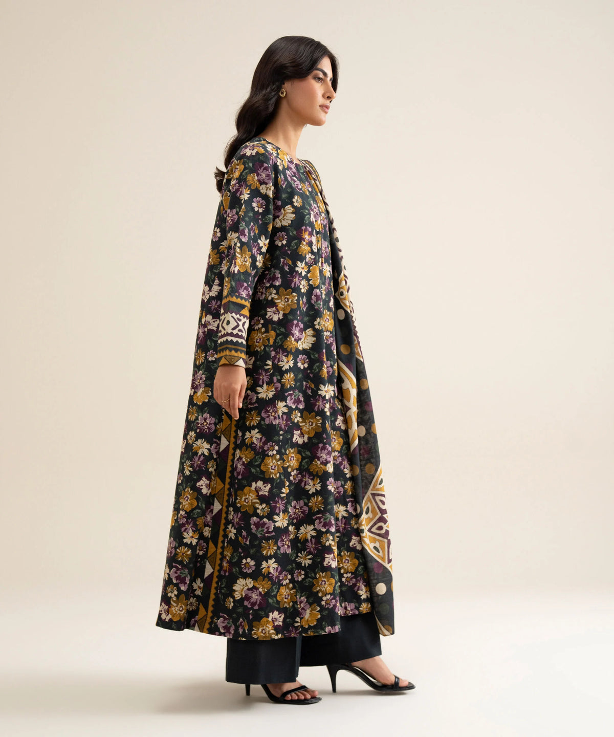 Sapphire Khaddar Three Piece Suit SP-KHD-BLK015