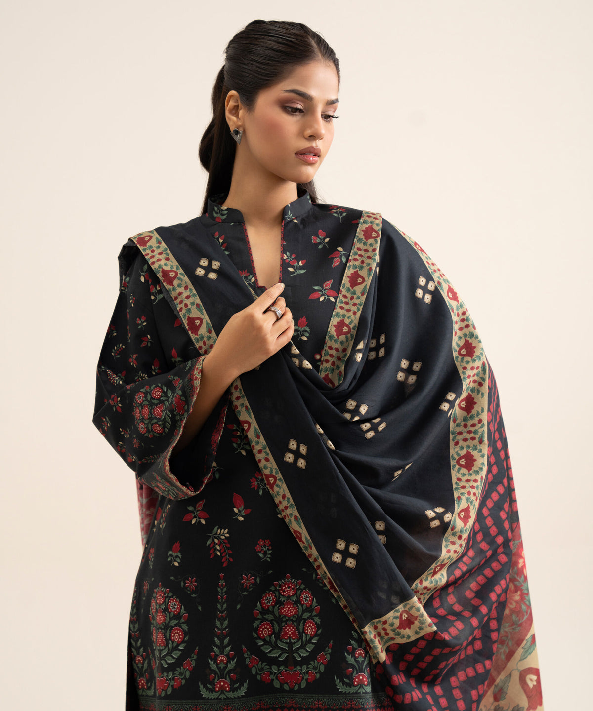 Sapphire Khaddar Three Piece Suit SP-KHD-BLK014