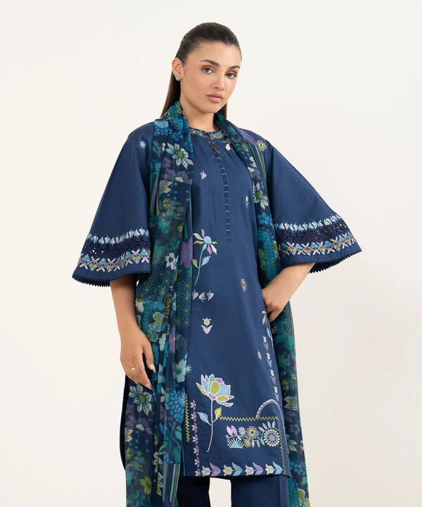 Sapphire Embrpidered Lawn Three Piece Suit SP-LWN-BLU018