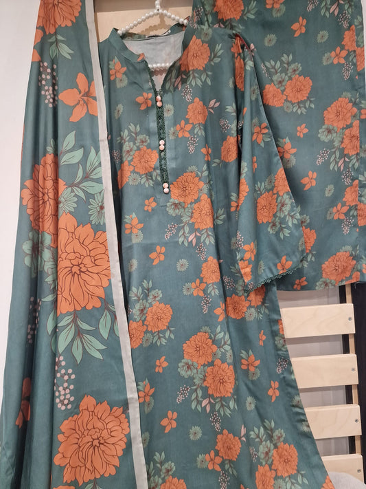 Uznau Linen Three Piece Suit UZ-LNN-GR08