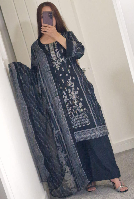 Uznau Embroided Lawn Suit With Plazo Trouser UZ-LWN-BLK014