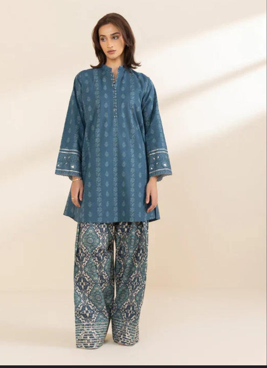 Sapphire Lawn Three Piece Suit With Farshi Shalwar SP-LWN-GR01