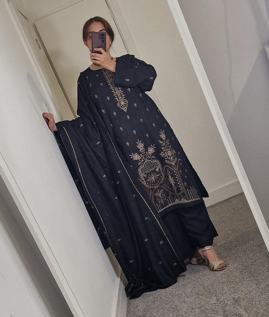 Uznau Embroided Dhanak Three Piece Suit UZ-DH-BLK010