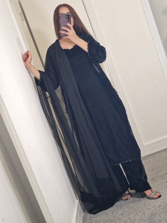 Uznau Black Velvet Three Piece Suit UZ-VL-BLK02