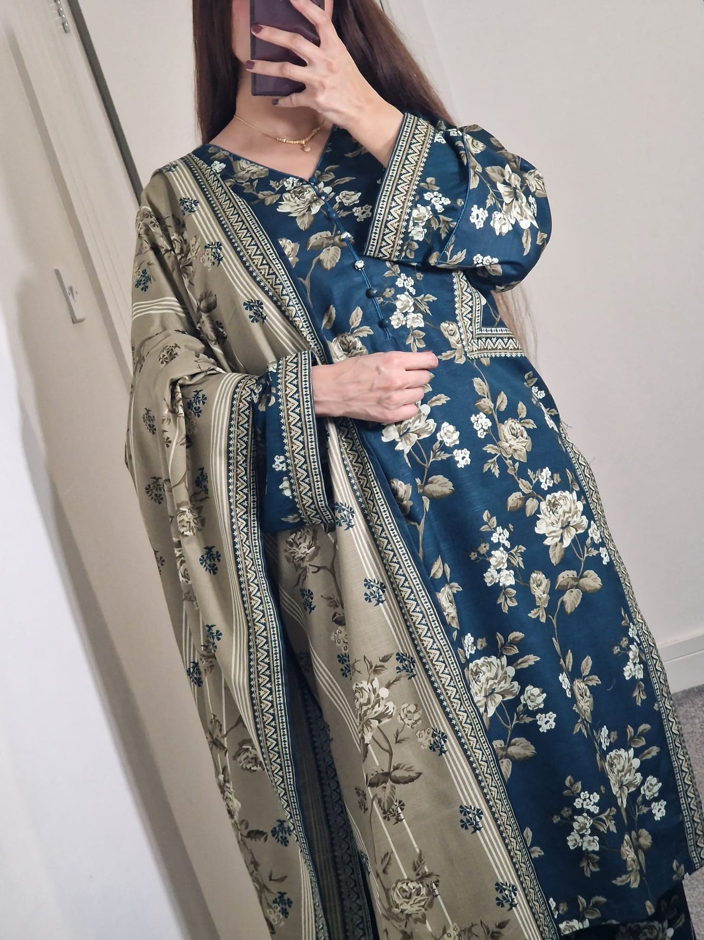 Uznau Khaddar Three Piece Suit UZ-KHD-GR06