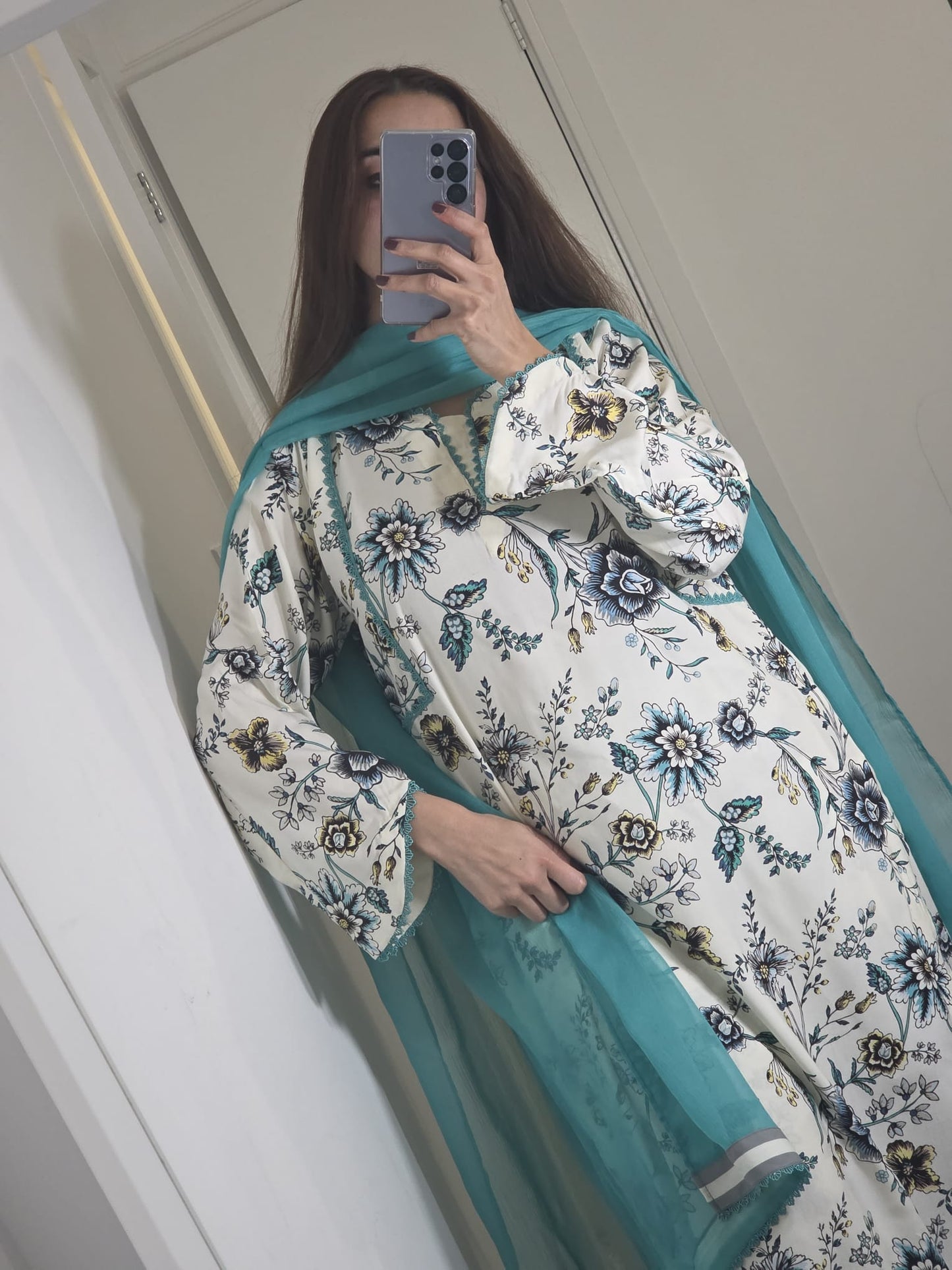 Uznau Mrina Linen Three Piece Suit UZ-MR-WHT04