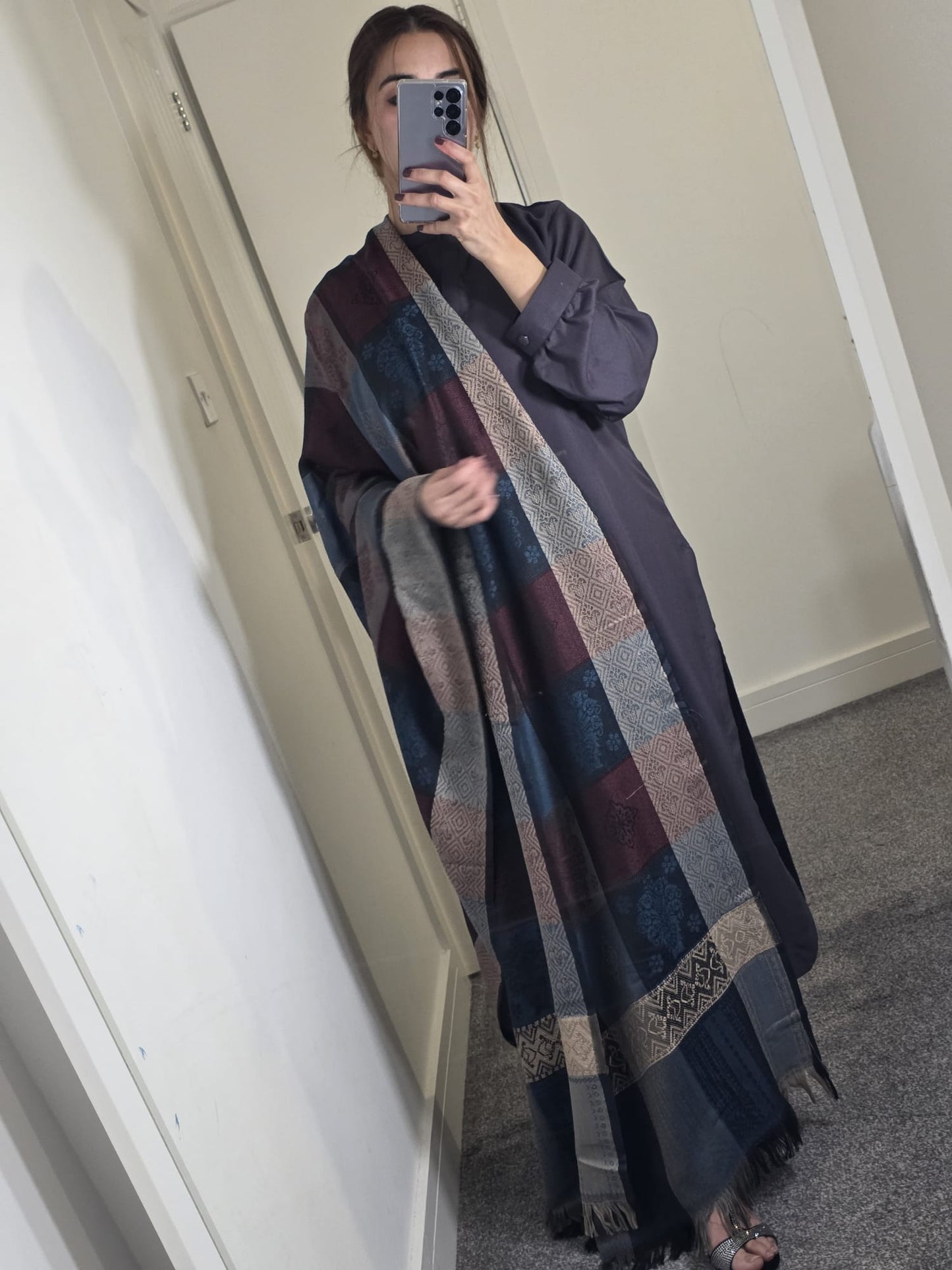 Uznau Jacquard Wool Shawl SHAWL-BLK03