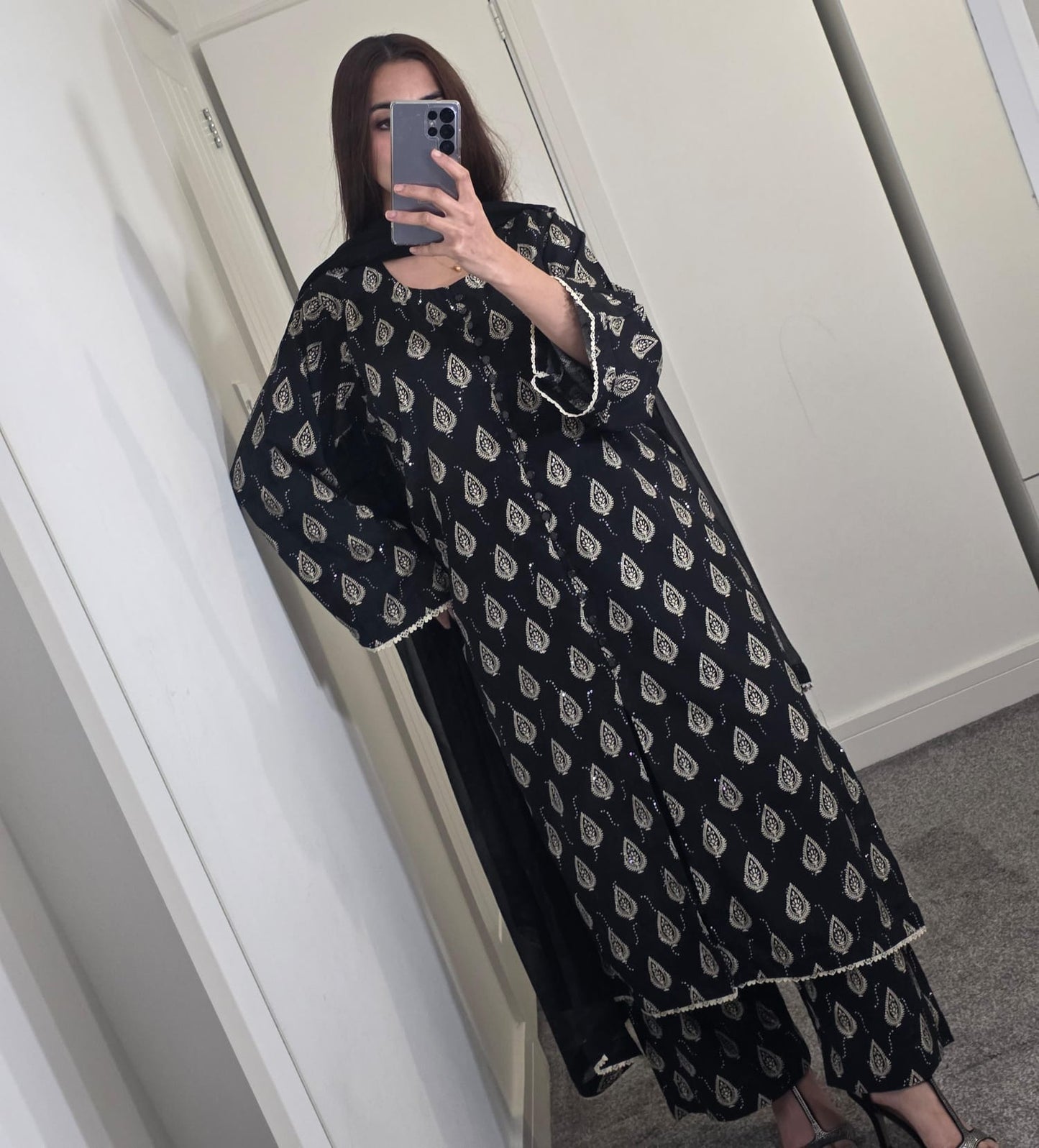 Uznau Mukaish Linen Three Piece Suit UZ-LNN-BLK039