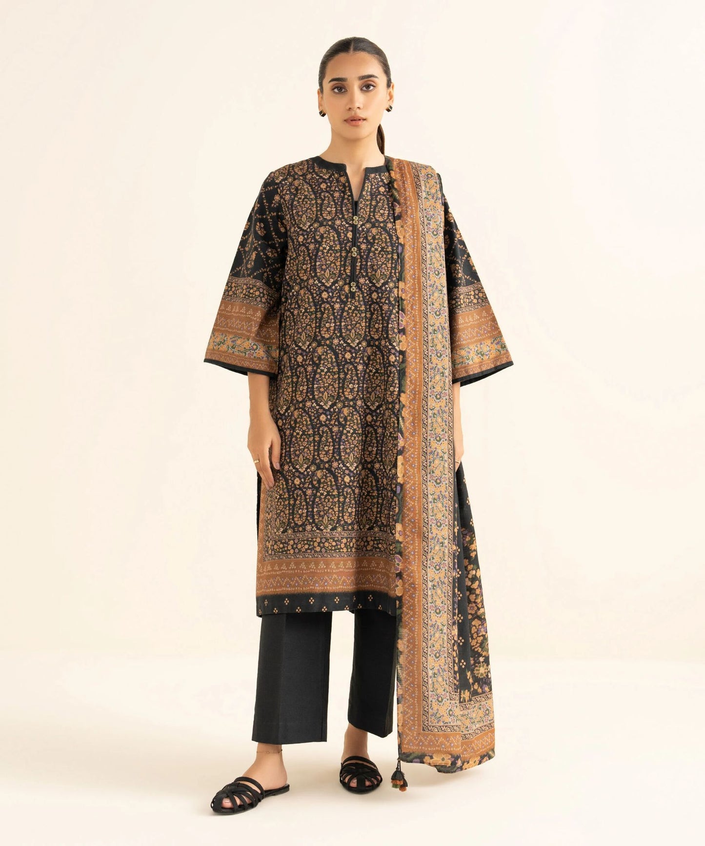 Sapphire Khaddar Three Piece Suit SP-KHD-BR05