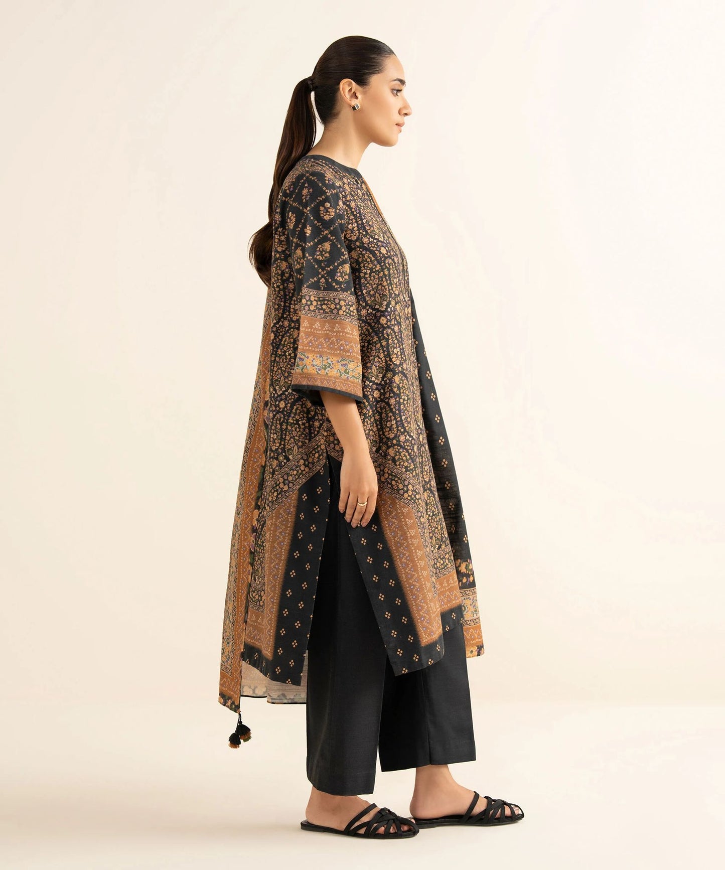 Sapphire Khaddar Three Piece Suit SP-KHD-BR05