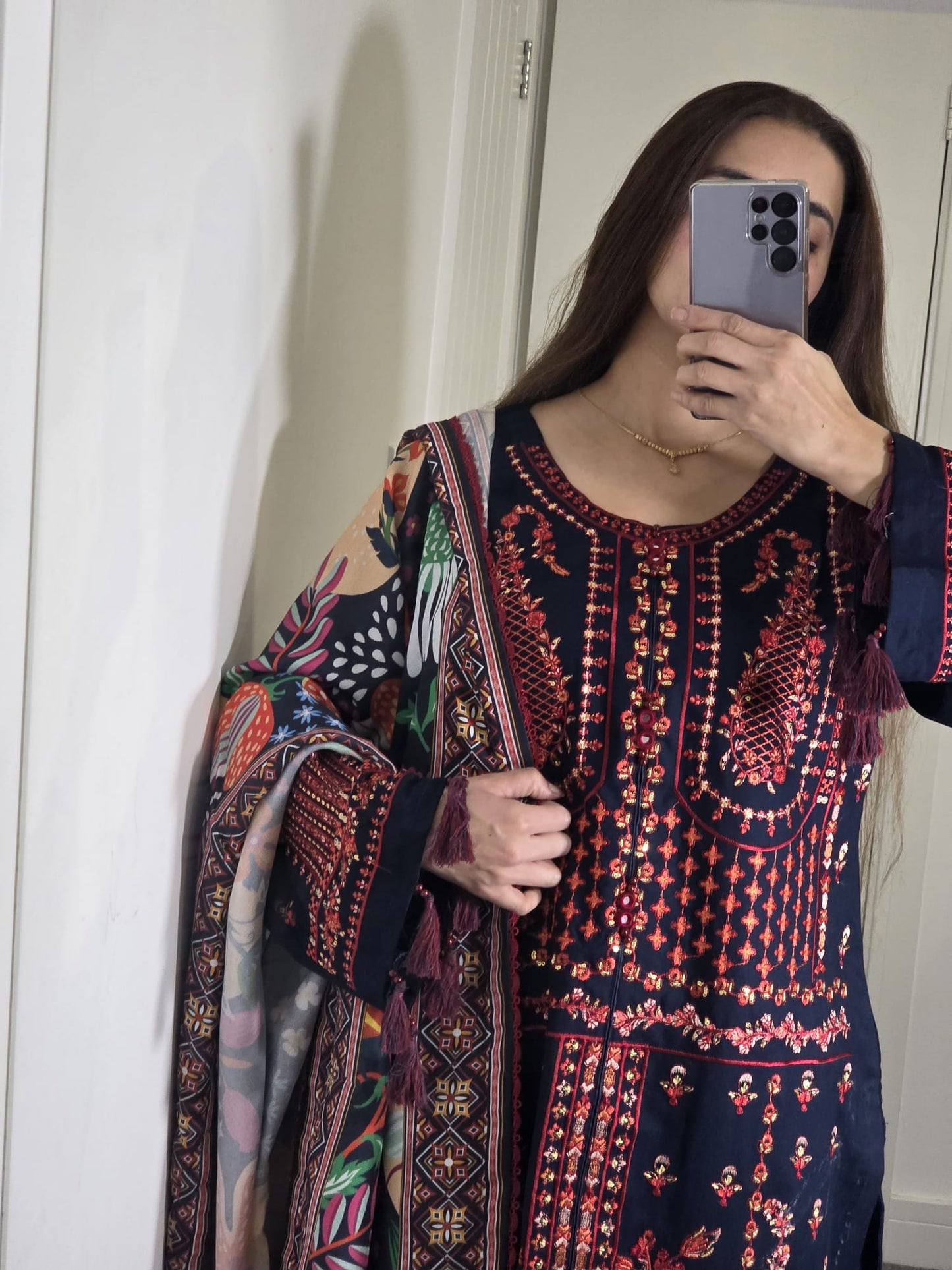 Uznau Embroidered Dhanak Three Piece Suit UZ-DH-RD02