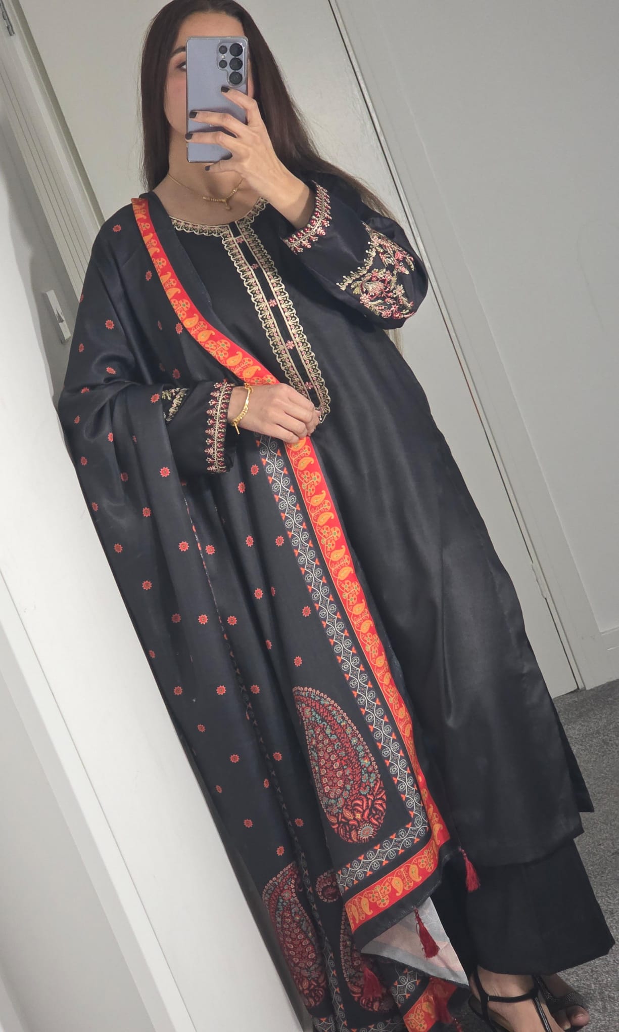 Uznau Embroidered Dhanak Three Piece Suit UZ-DH-BLK014