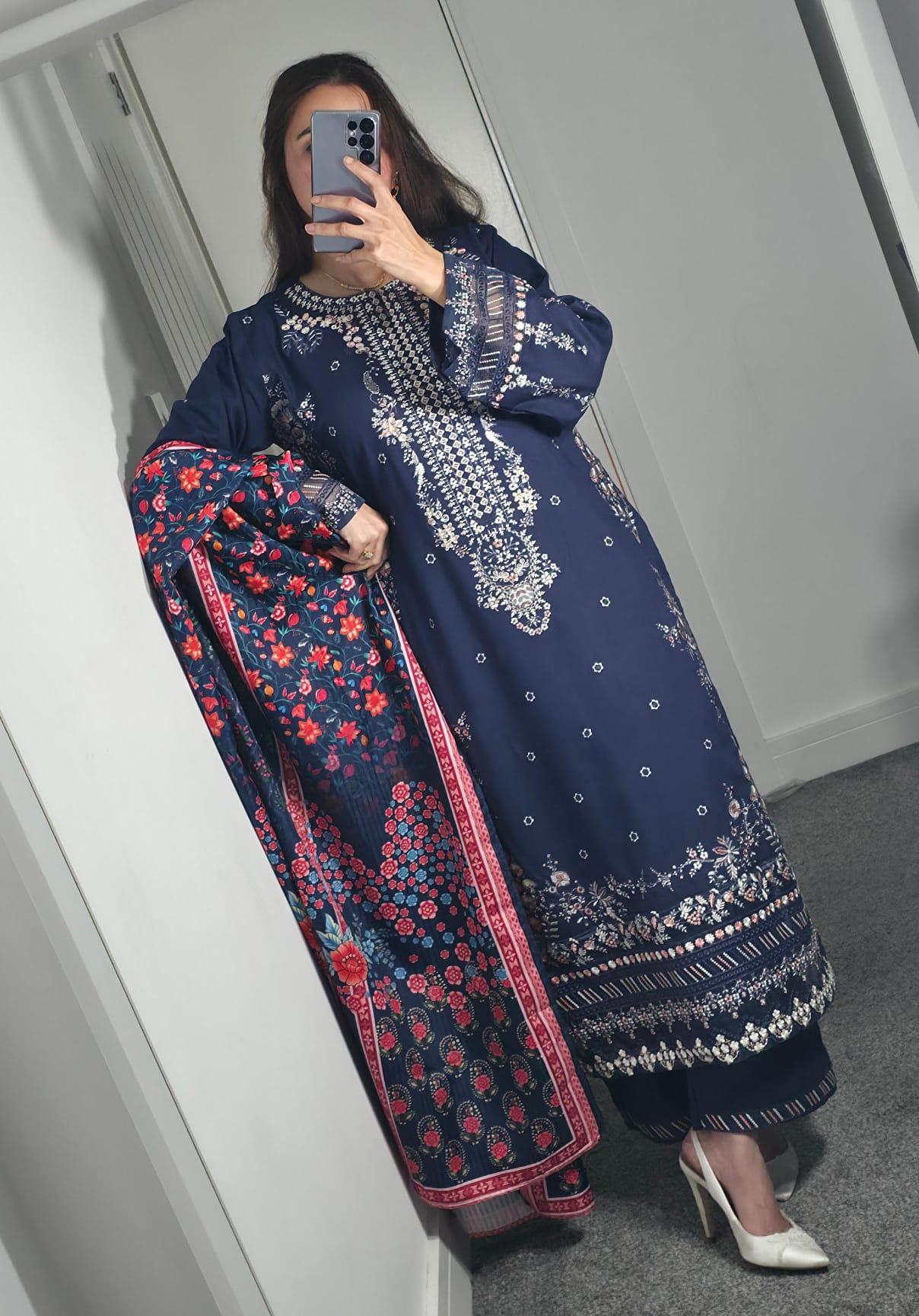 Uznau Embroidered Marina Three Piece Suit UZ-MR-BLU03