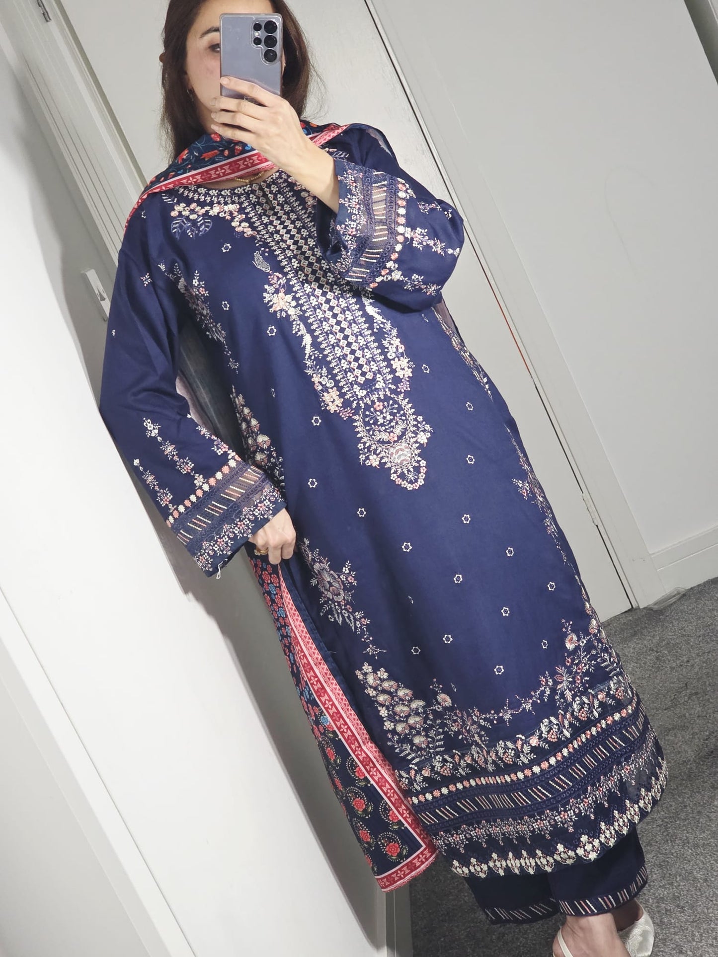 Uznau Embroidered Marina Three Piece Suit UZ-MR-BLU03