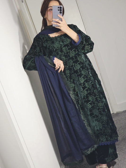 Uznau Palachi Three Piece Suit With Velvet Trouser UZ-PL-GR02