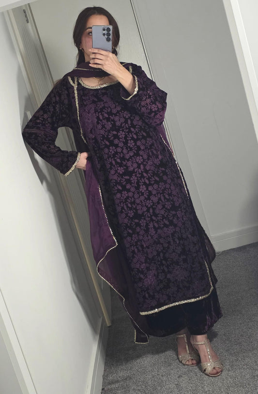 Uznau Palachi Three Piece Suit With Velvet Trouser UZ-PL-PRP02