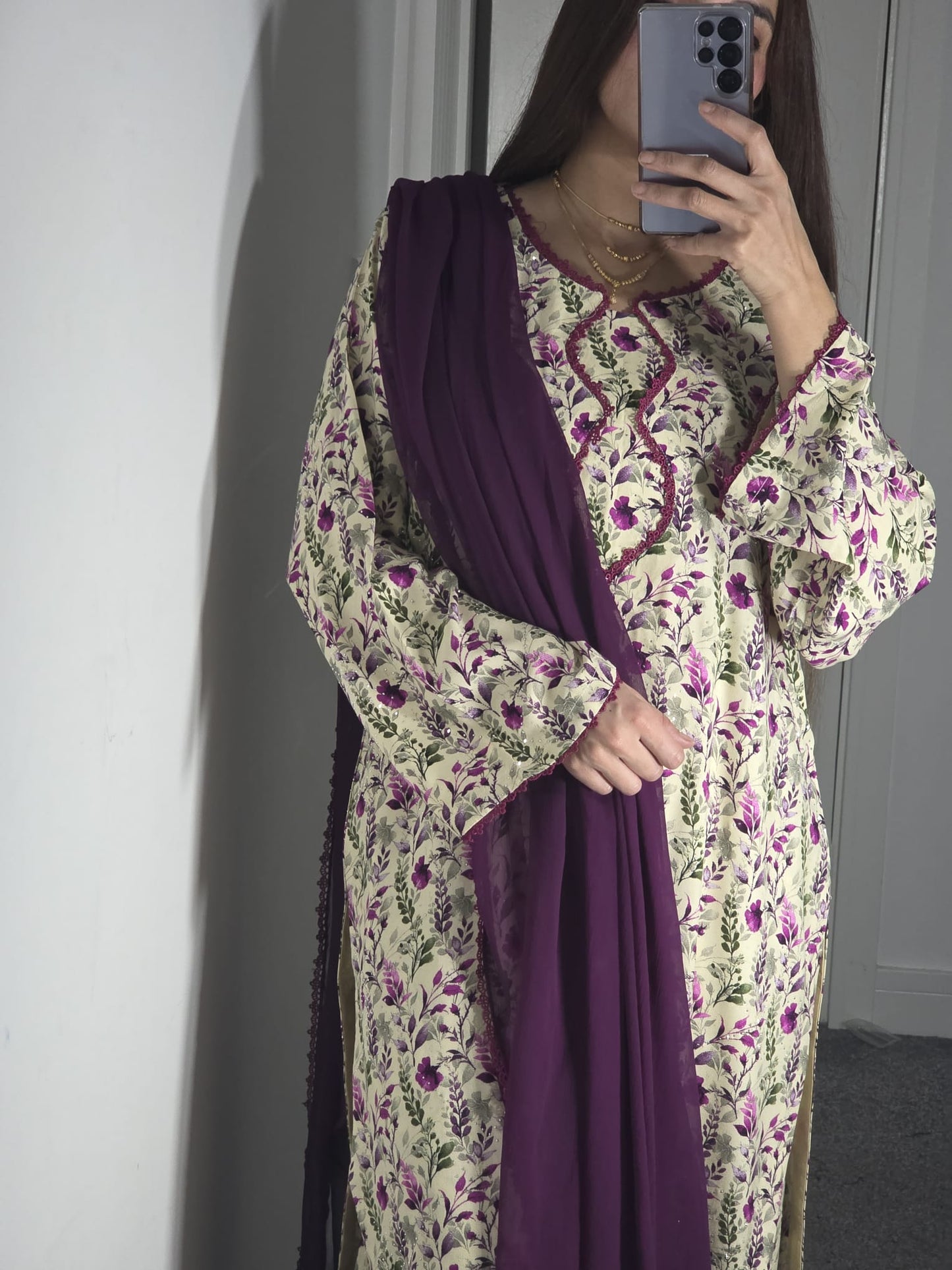 Uznau Mrina Wool With Mukaish Three Piece Suit UZ-MR-WHT05