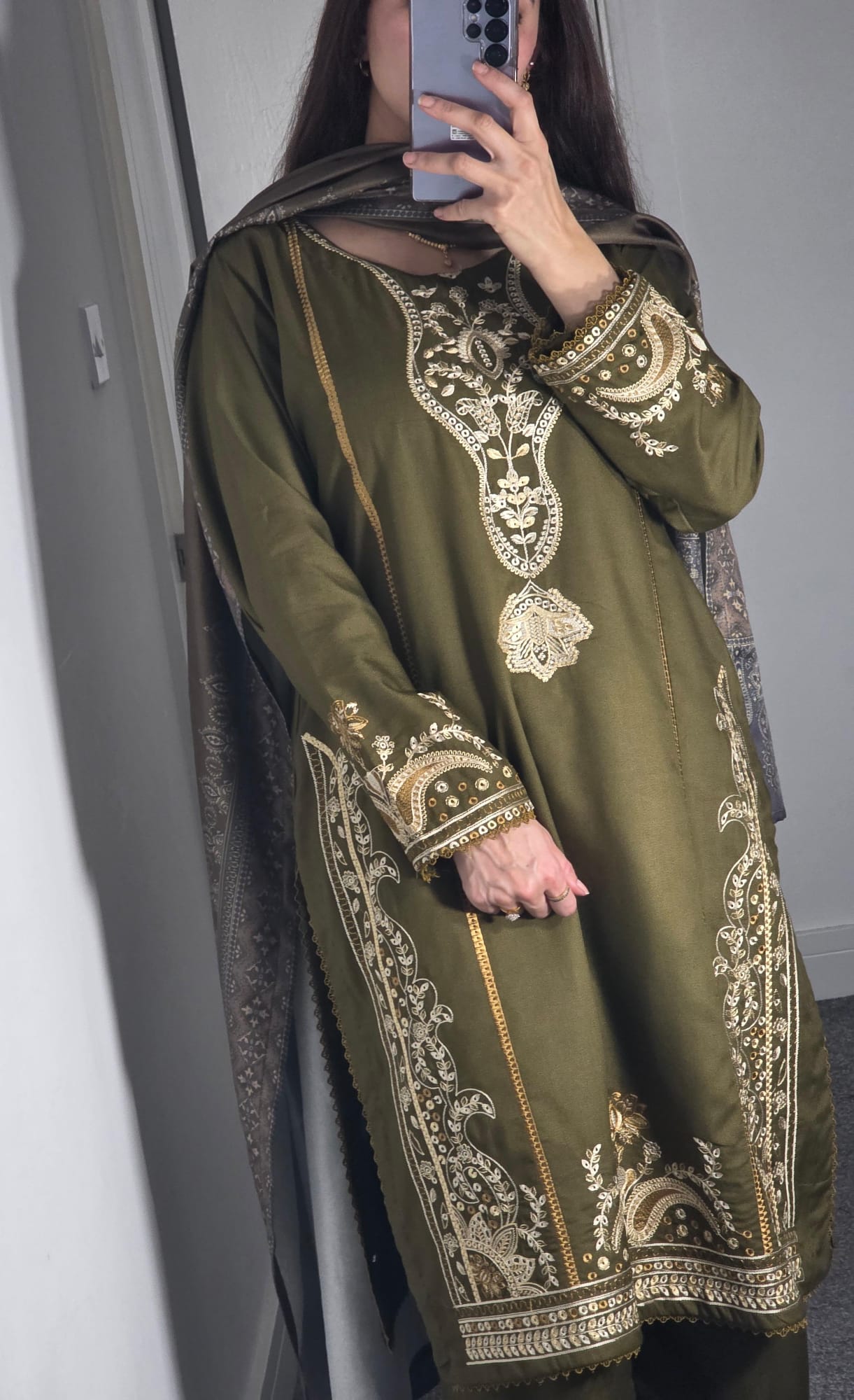 Uznau Embroidered Marina Three Piece Suit UZ-MR-BR07