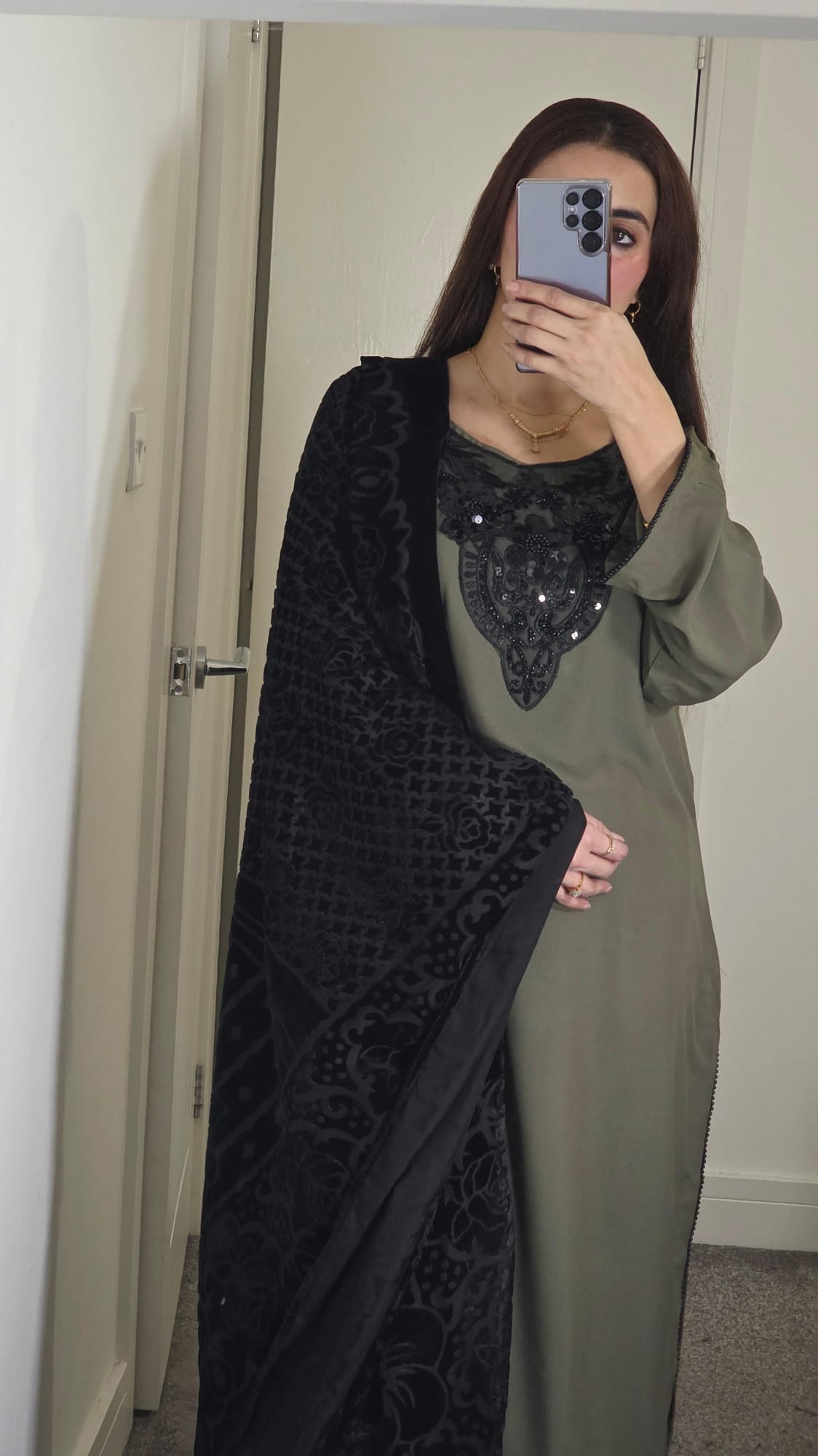 Uznau Embroidered Marina With Palachi Dupatta UZ-MR-GR06