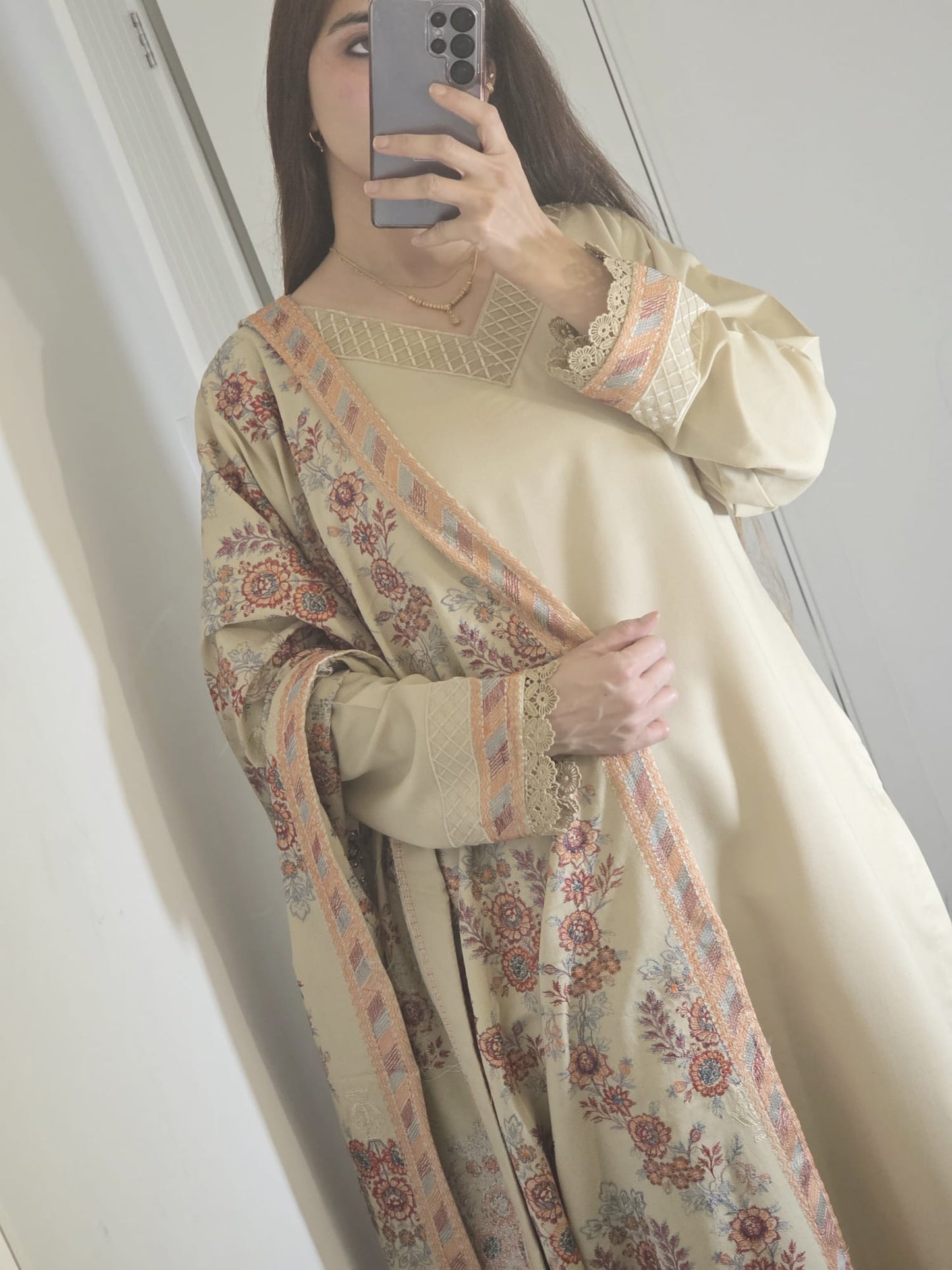 Uznau Embroidered Marina Three Piece Suit UZ-MR-WHT08