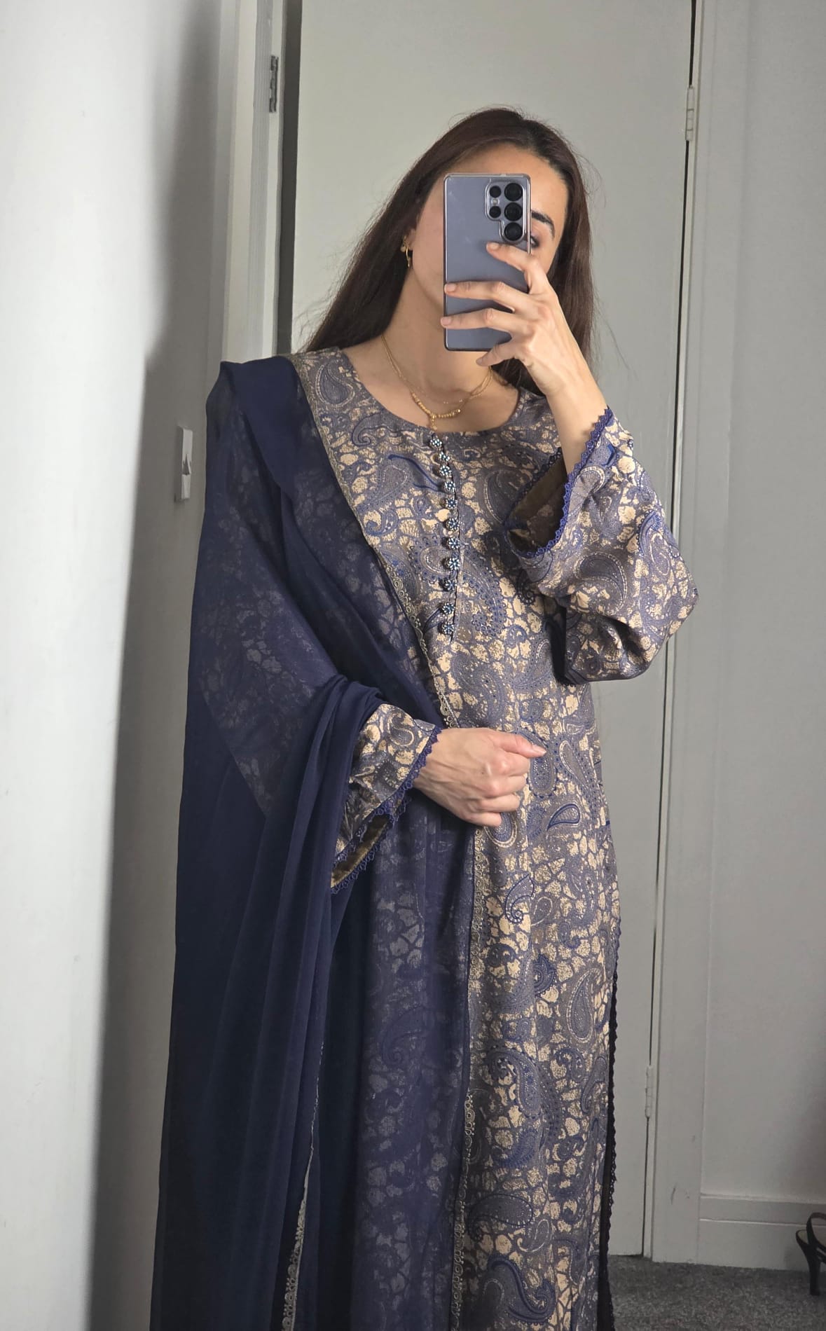 Uznau Linen Three Piece Suit UZ-LNN-BLU017