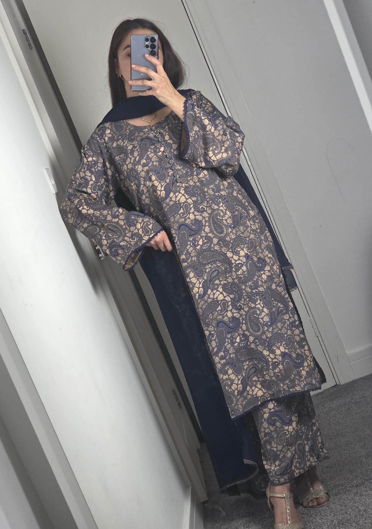 Uznau Linen Three Piece Suit UZ-LNN-BLU017