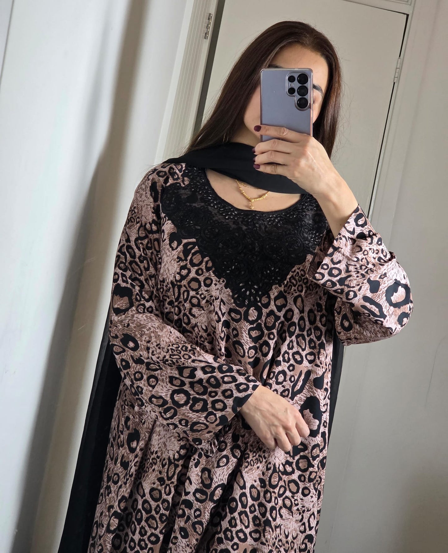 Uznau Kaftan Three Piece Suit UZ-LNN-BR023