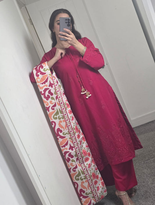Uznau Embroidered Marina Three Piece Suit UZ-MR-PNK04