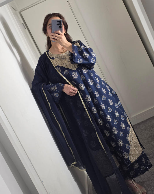Uznau Mukaish Linen Three Piece Suit UZ-LNN-BLU019