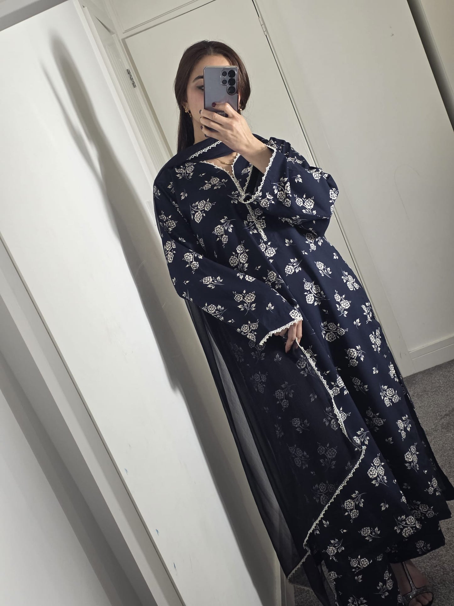 Uznau Linen Three Piece Suit UZ-LNN-BLK043