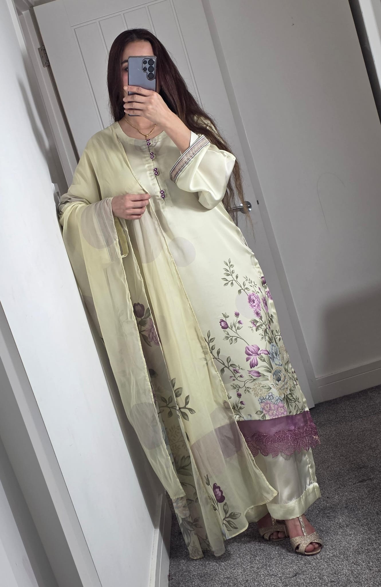 Uznau Silk Three Piece Suit UZ-SLK-BG01