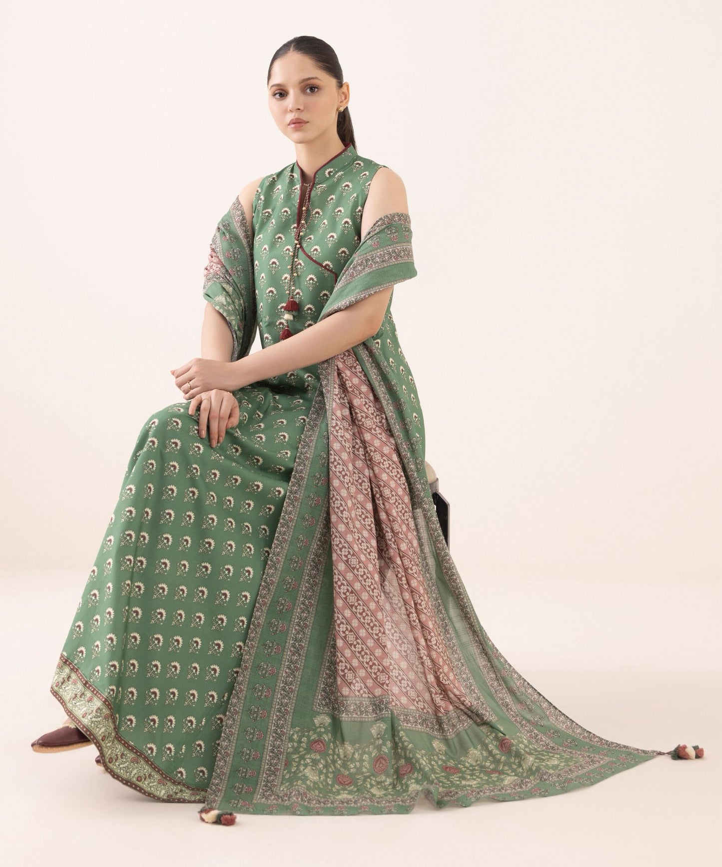 Sapphire Arabic Linen Three Piece Suit SP-LNN-GR04