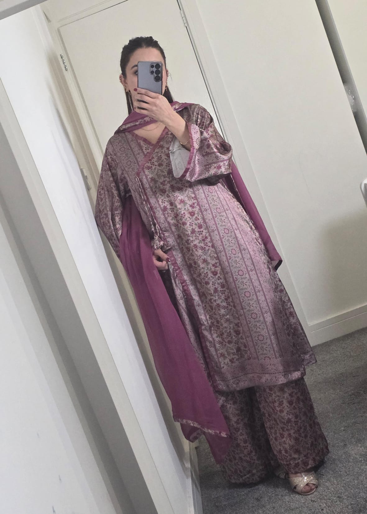 Sapphire Silk Three Piece Suit SP-SLK-PNK03