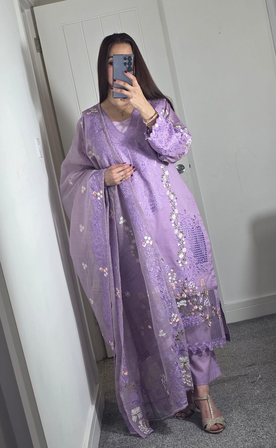 Uznau Embroidered Lawn Three Piece Suit UZ-LWN-PRP07