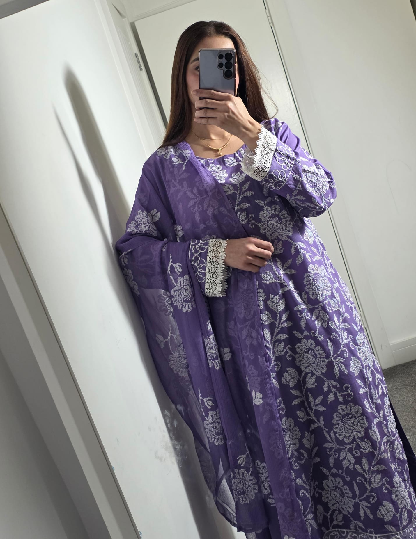 Uznau Embroidered Lawn Three Piece Suit UZ-LWN-PRP08