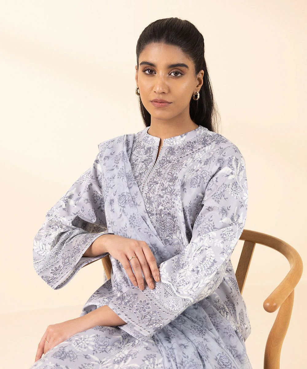 Sapphire Embroidered Three Piece Suit SP-LWN-GRY06