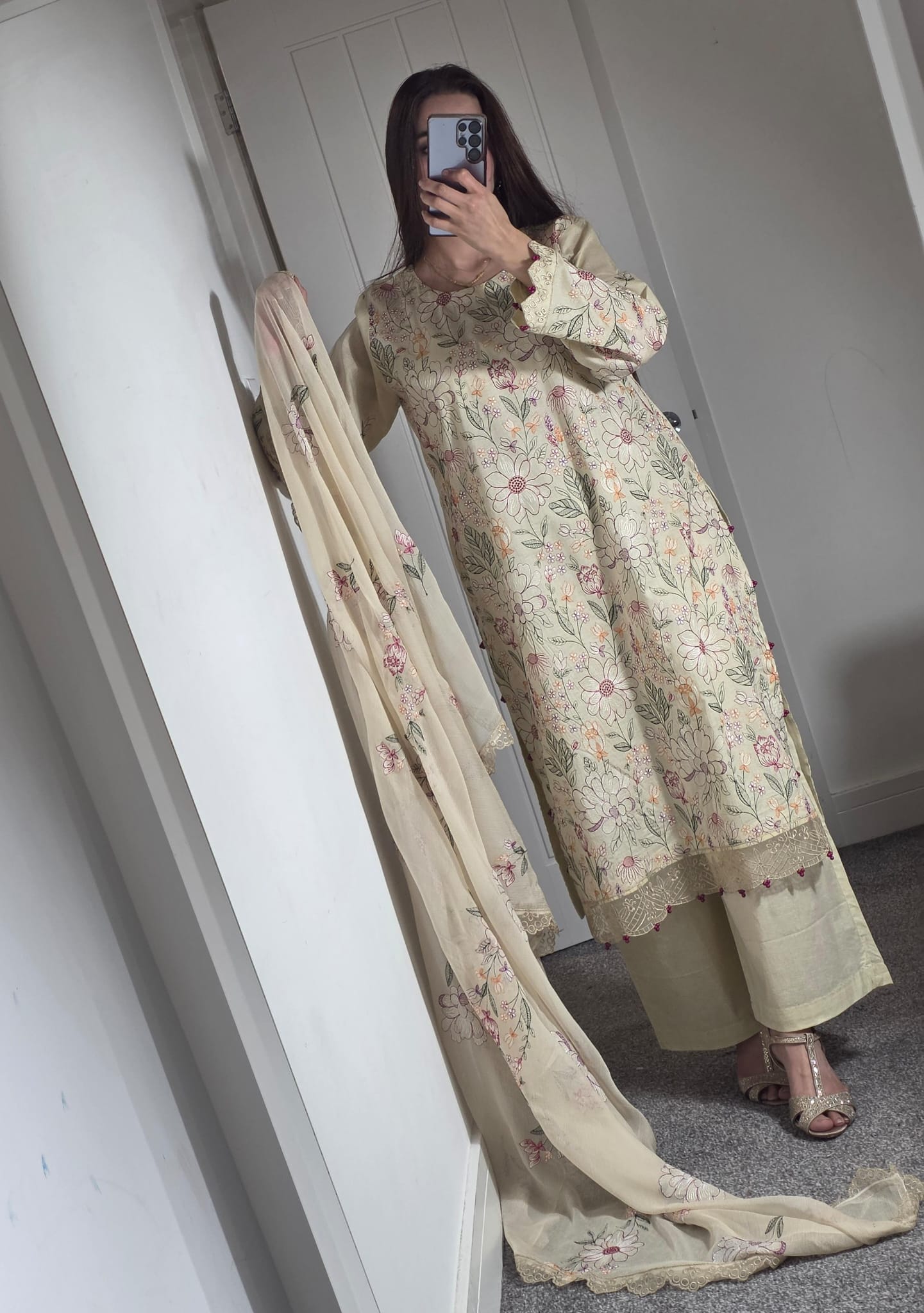 Uznau Embroidered Three Piece Suit UZ-LWN-BG01