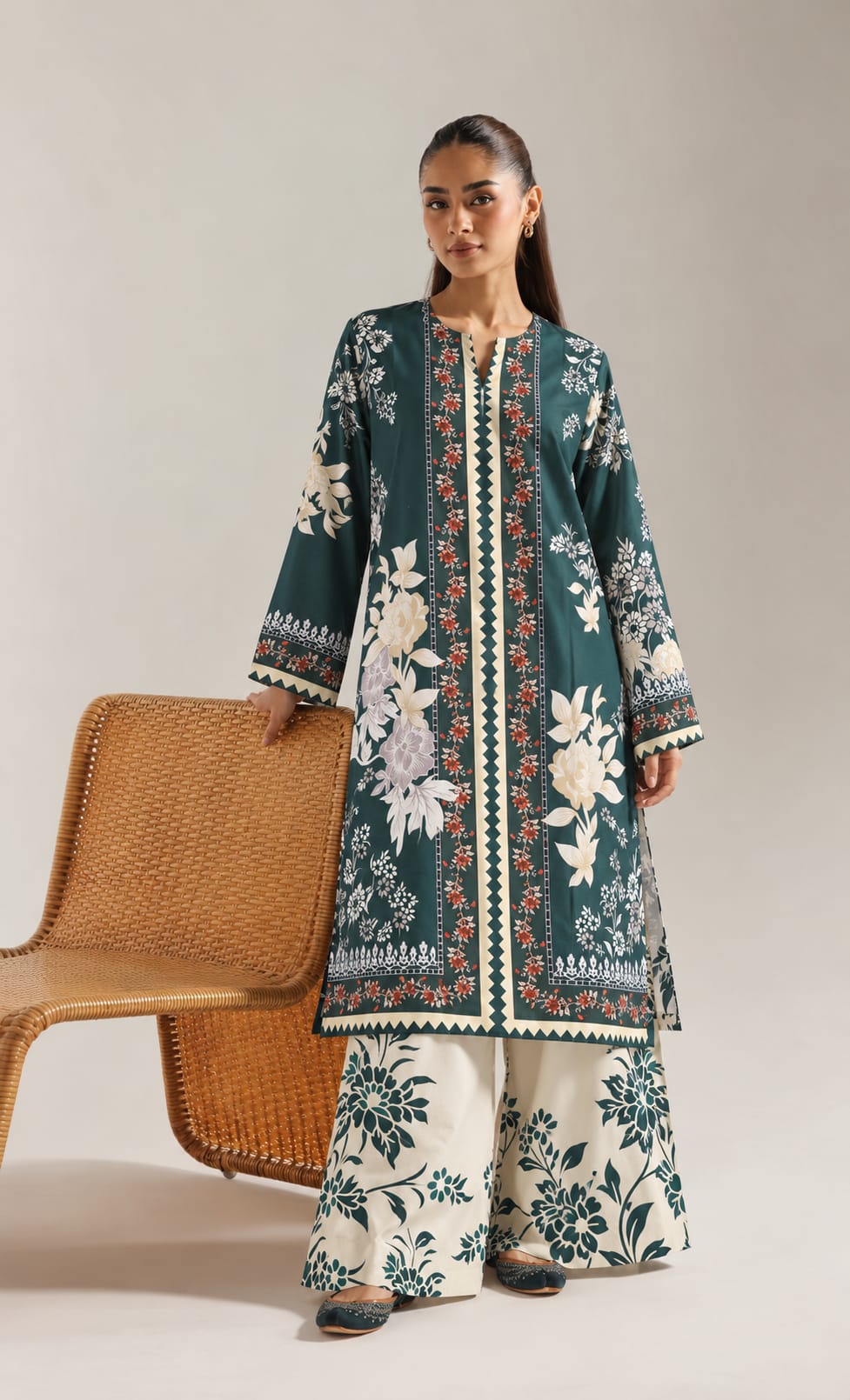 Uznau Two Piece Linen Co ord Set UZ-LNN-GR024