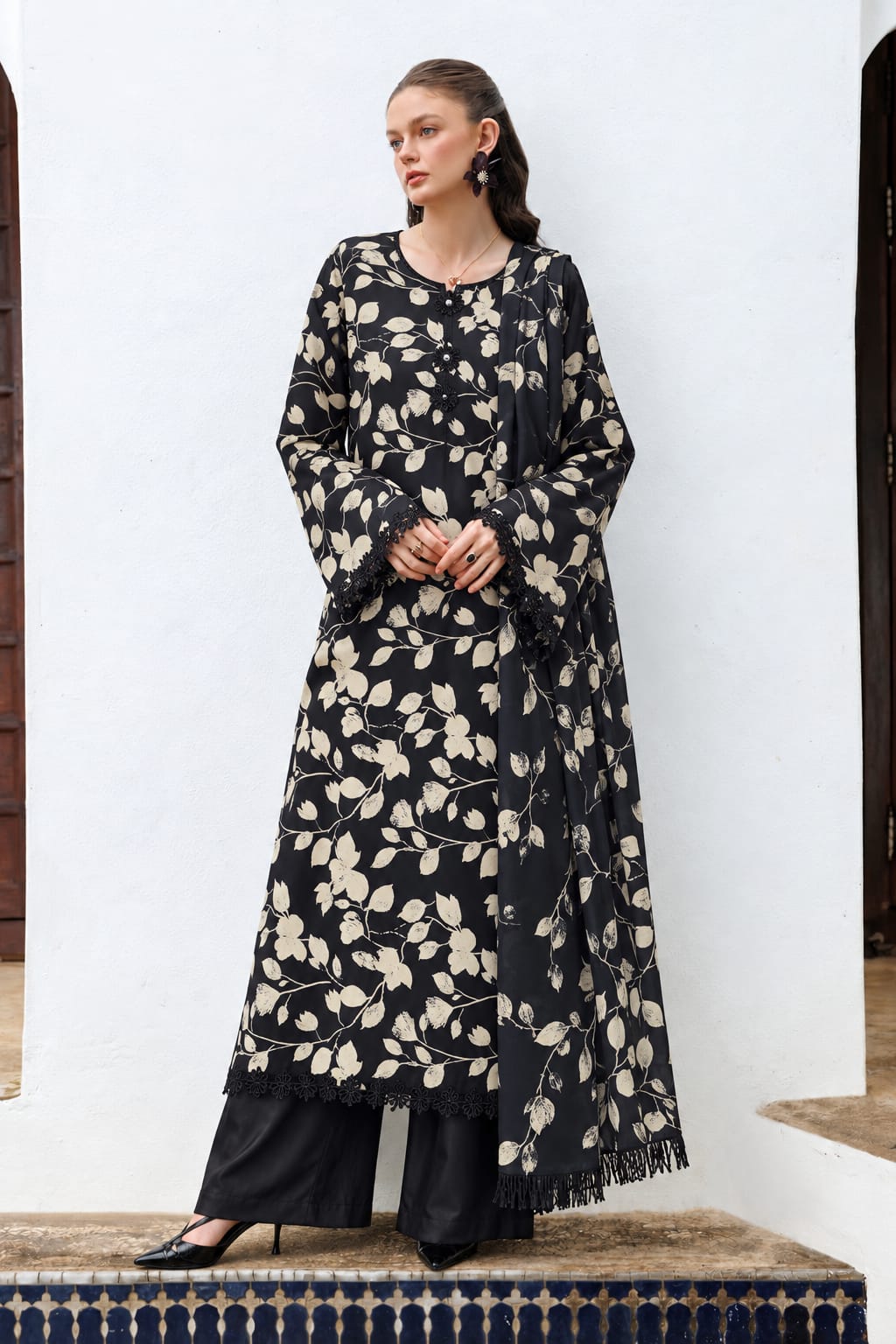 Uznau Twill MarinaThree Piece Suit With Lambs Wool Shawl UZ-MR-BLK023