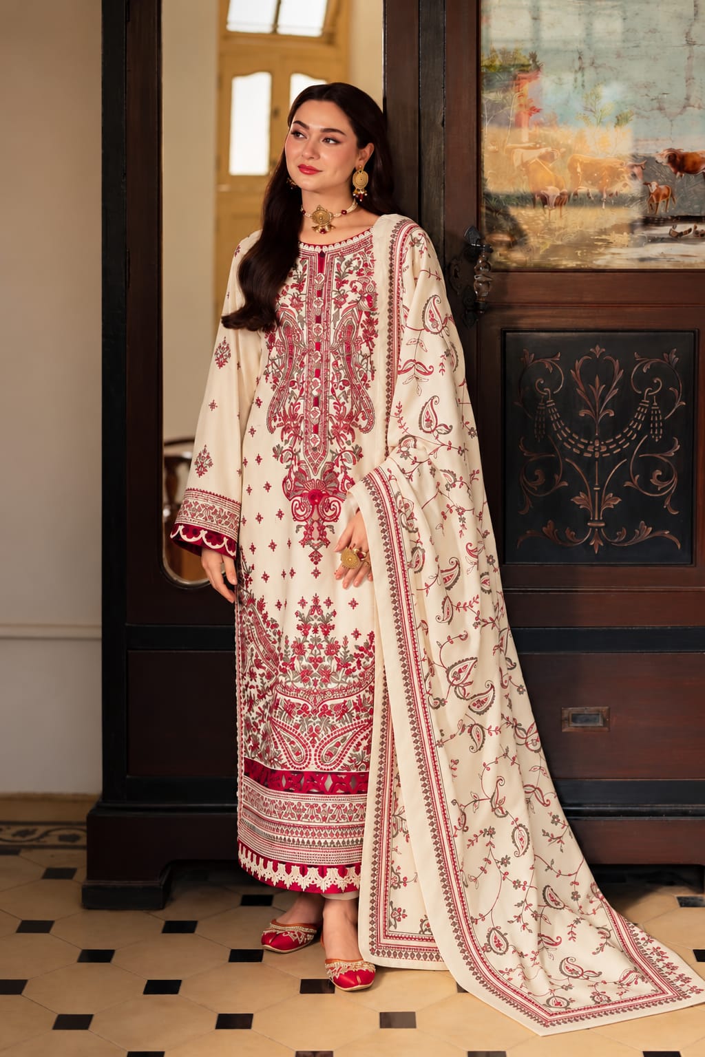 Uznau Embroidered Marina Three Piece Suit UZ-MR-BG01