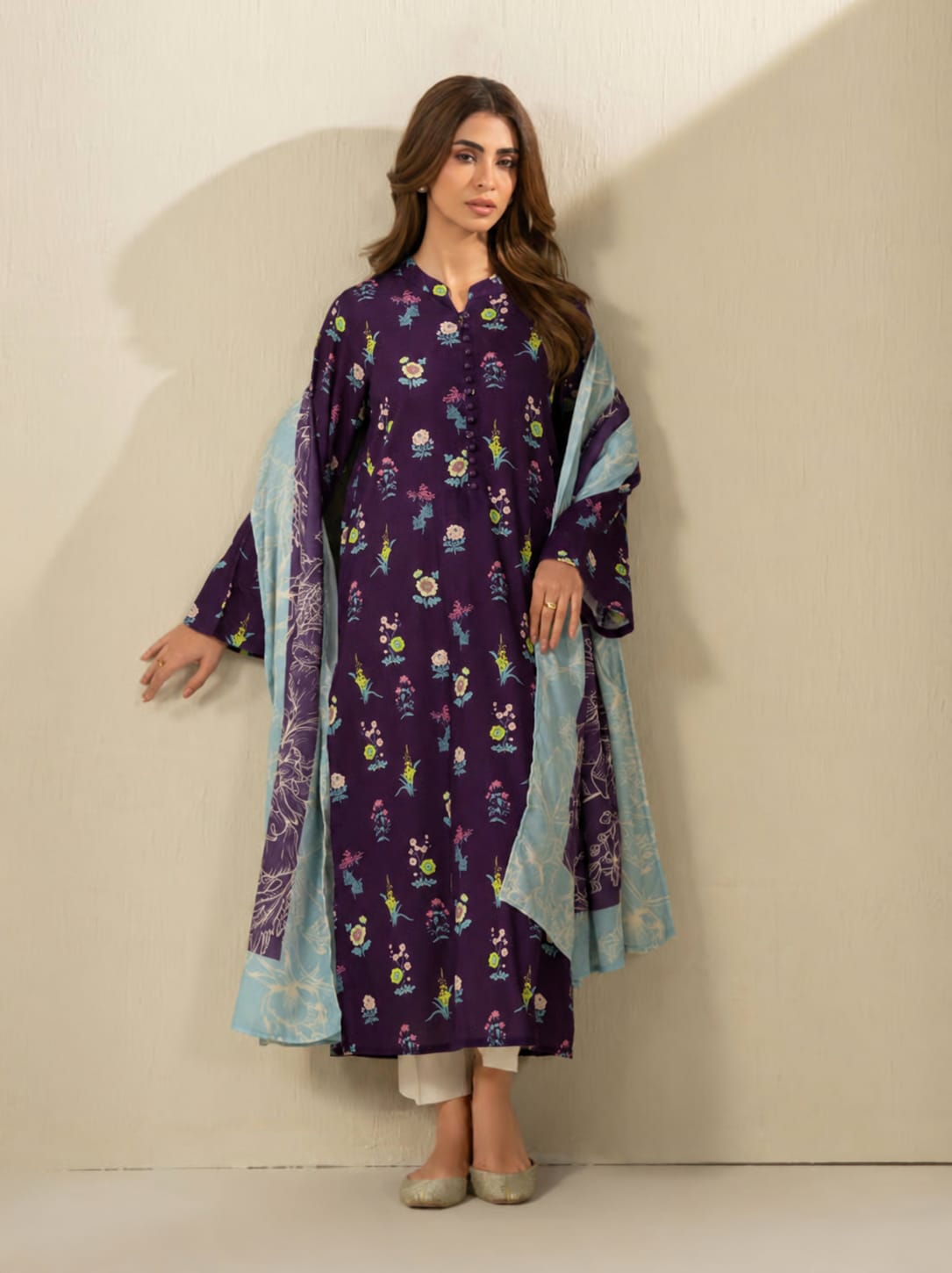 Limelight Khaddar Three Piece Suit With Shawl LT-KHD-PRP01