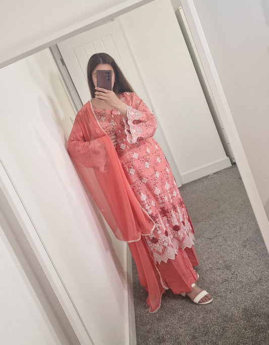 Uznau Embroided Lawn Three Piece Summer Suit UZ-LWN-PNK08