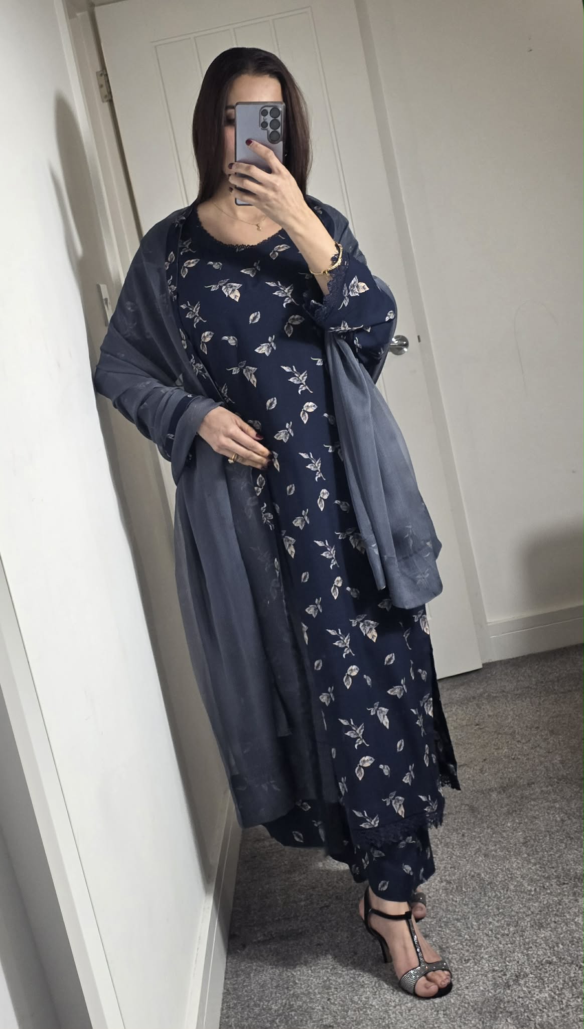 Uznau Linen Three Piece Suit UZ-LNN-BLU021