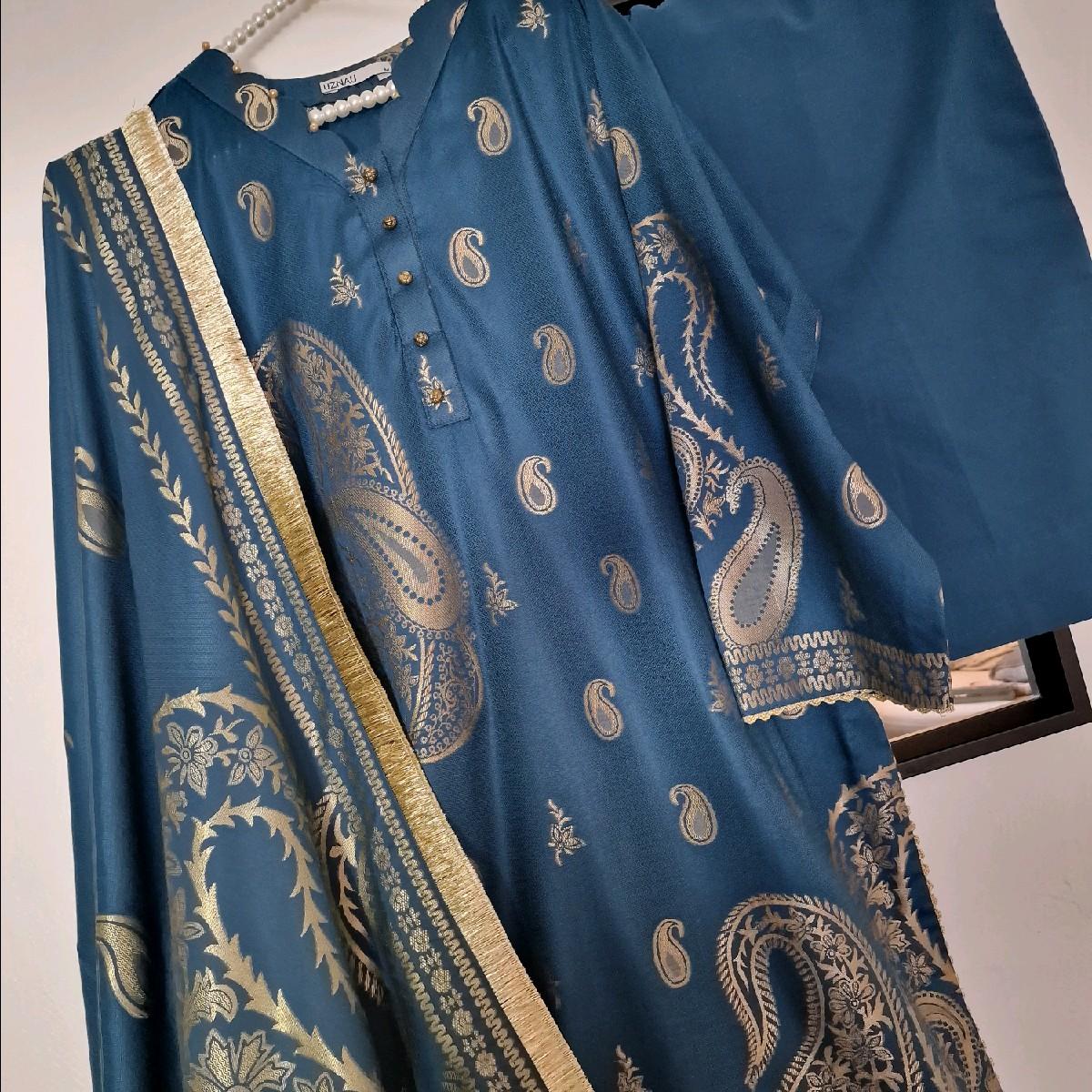 Nishaat linen jacquard Pakistani trouser kameez dupatta traditional Clothing eid collection