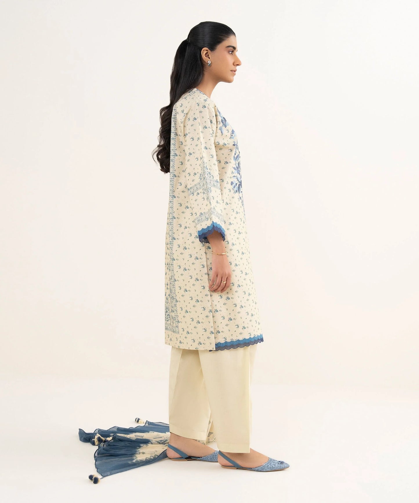 Sapphire Embroidered Cotton Three Piece Suit SP-CT-YL02